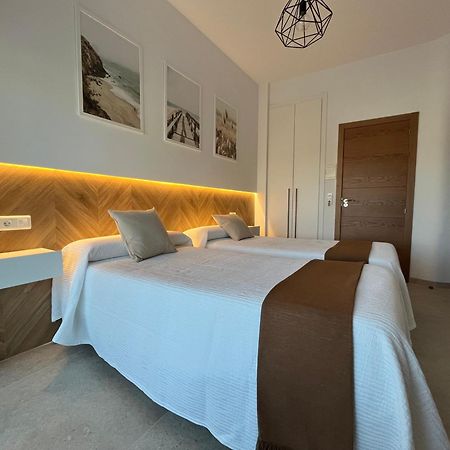 Hostal Parador De Los Llanos Torreorgaz Ngoại thất bức ảnh