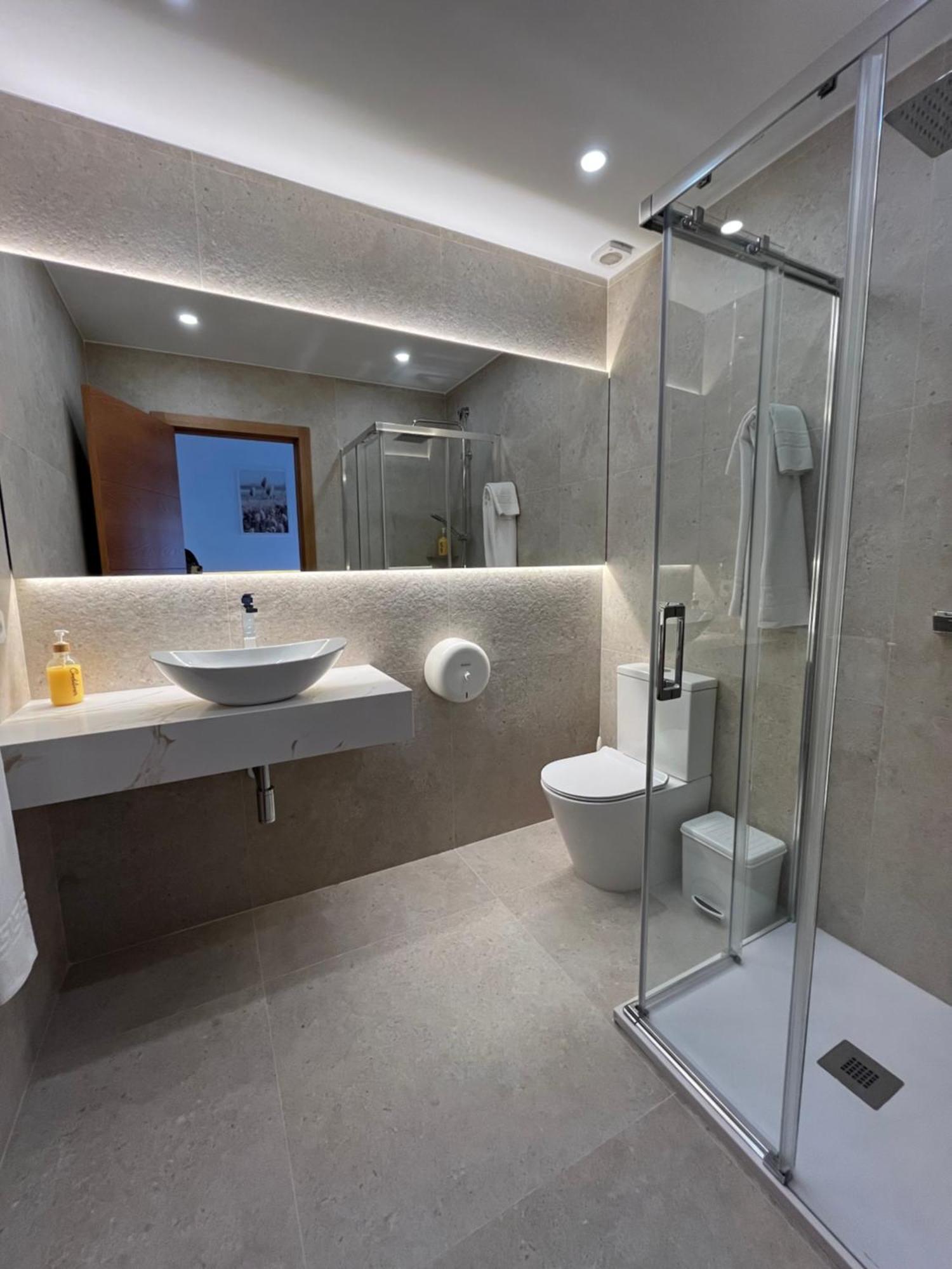 Hostal Parador De Los Llanos Torreorgaz Ngoại thất bức ảnh